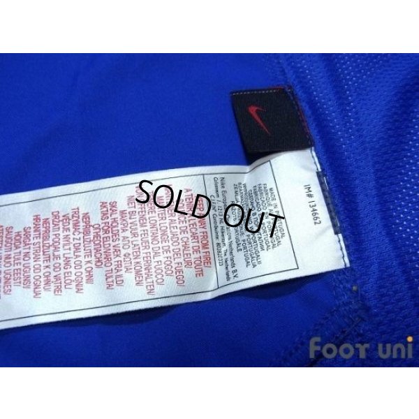 Photo7: Croatia Euro 2004 Away Shirt