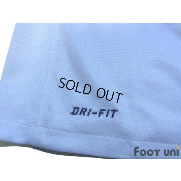 Photo7: Portugal 2010 Away Shirt