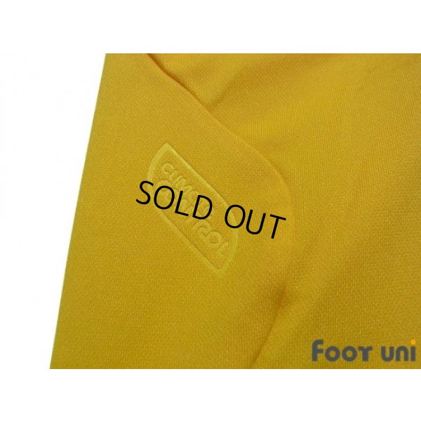 Photo8: Sweden 2008 Home Shirt