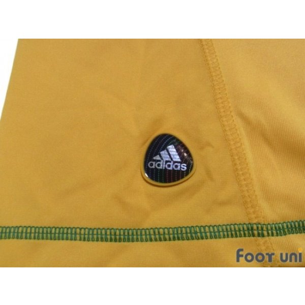 Photo7: South Africa 2010 Home Shirt