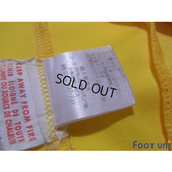 Photo7: Togo 2006 Home Shirt