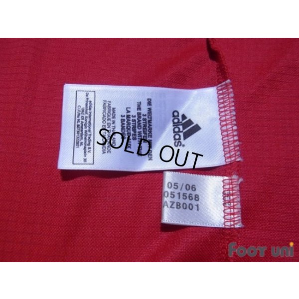 Photo8: Trinidad and Tobago 2006 Home Shirt