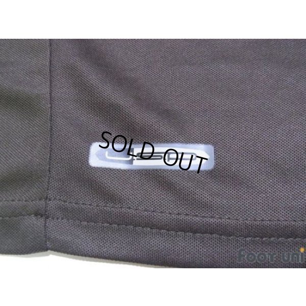 Photo6: VfB Stuttgart 2010-2011 3rd Shirt