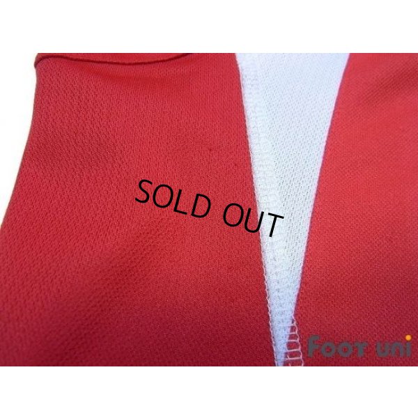 Photo7: Utrecht 2004-2005 Home Shirt