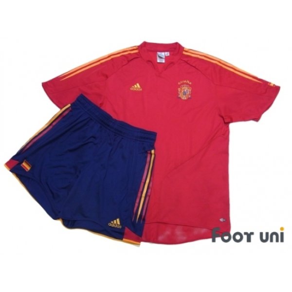 Photo1: Spain Euro 2004 Home Shirt and Shorts Set