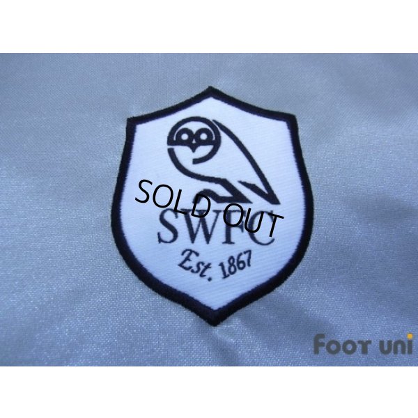 Photo5: Sheffield Wednesday 2004-2005 Away Shirt