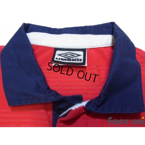 Photo5: England 2000 Away Shrit #10 Owen UEFA Euro 2000 Patch/Badge UEFA Fair Play Patch/Badge