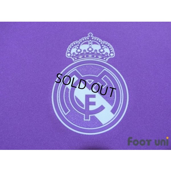 Photo6: Real Madrid 2016-2017 Away Shirt and Shorts and Socks La Liga Patch/Badge w/tags