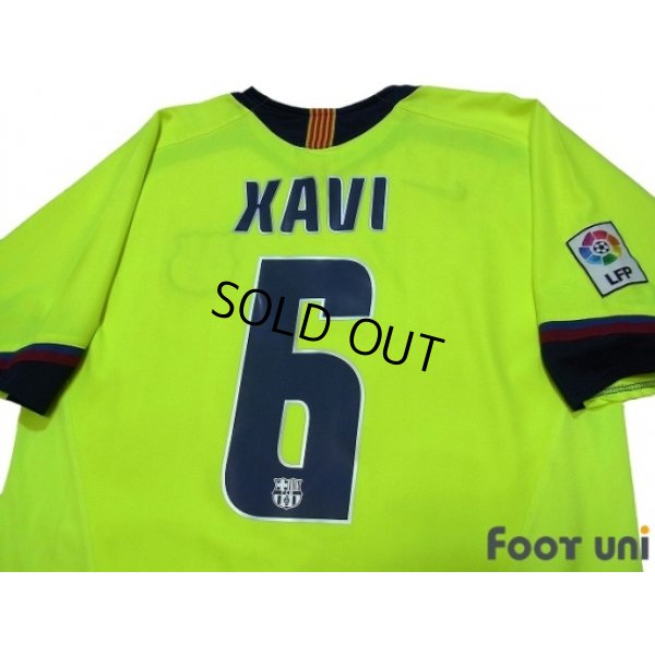 Photo4: FC Barcelona 2005-2006 Away Shirt #6 Xavi LFP Patch/Badge