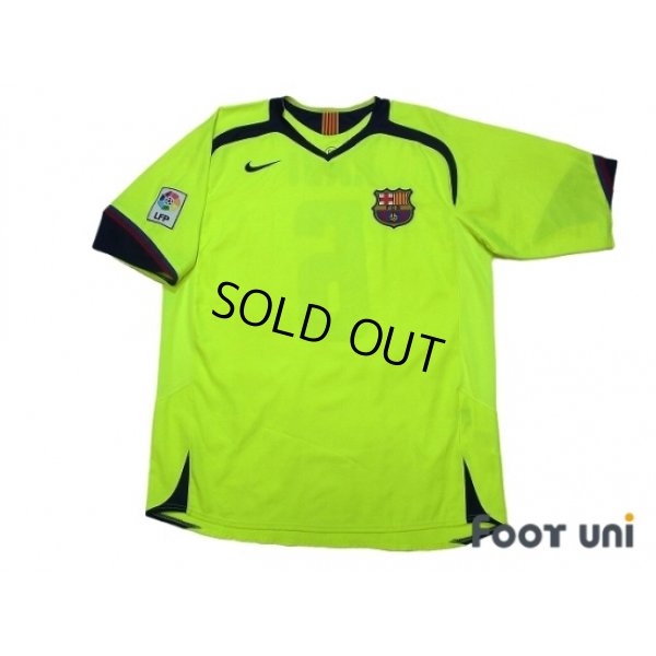 Photo1: FC Barcelona 2005-2006 Away Shirt #6 Xavi LFP Patch/Badge