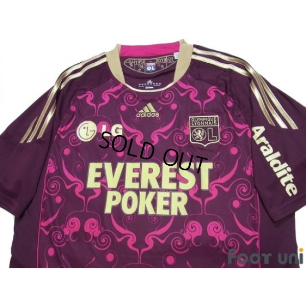 Photo3: Olympique Lyonnais 2010-2011 Away Shirt #9 Lisandro