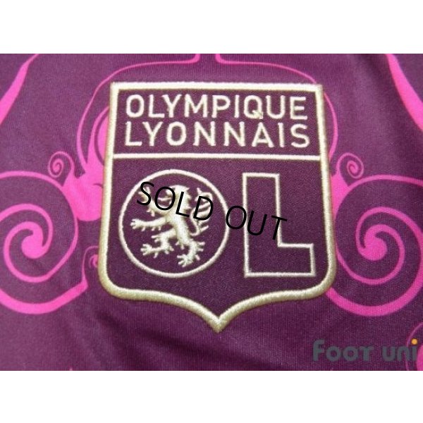 Photo6: Olympique Lyonnais 2010-2011 Away Shirt #9 Lisandro