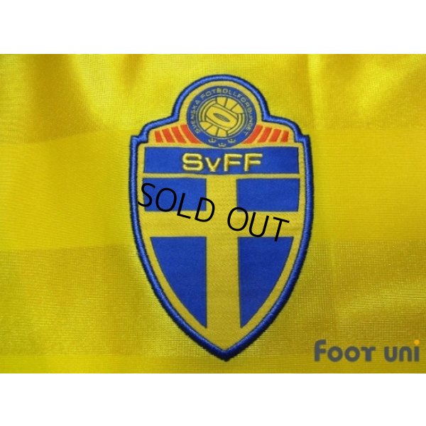 Photo6: Sweden Euro 2016 Home Shirt #6 Forsberg UEFA Euro 2016 Patch/Badge Respect Patch/Badge