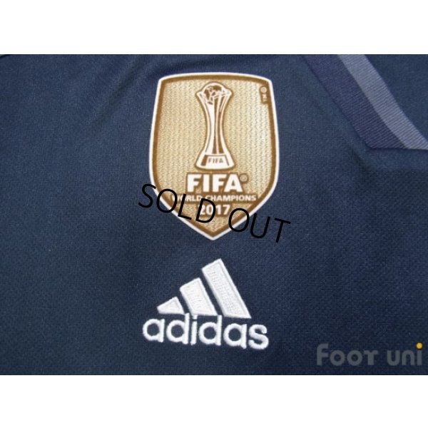 Photo5: Real Madrid 2018-2019 Away Shirt and Shorts Set FIFA World Champions 2017 Patch/Badge