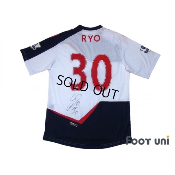 Photo2: Bolton Wanderers 2011-2012 Home Autographed Shirt #30 Ryo Miyaichi BARCLAYS PREMIER LEAGUE Patch/Badge