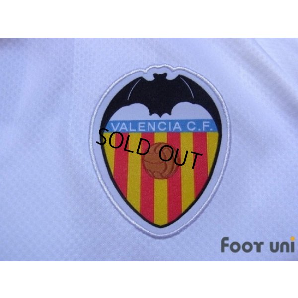 Photo6: Valencia 2019-2020 Away Shirt #9 Gameiro La Liga Patch/Badge