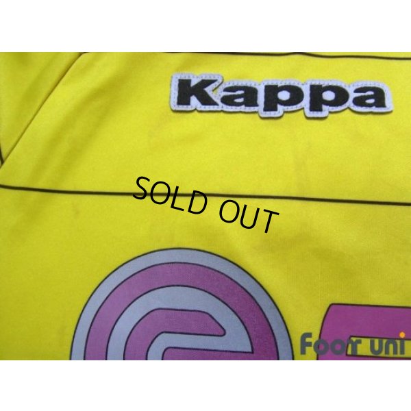 Photo7: Borussia Dortmund 2010-2011 Home Shirt Bundesliga Patch/Badge