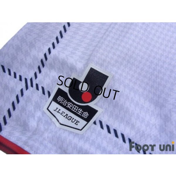 Photo7: Nagoya Grampus 2017 Away Shirt