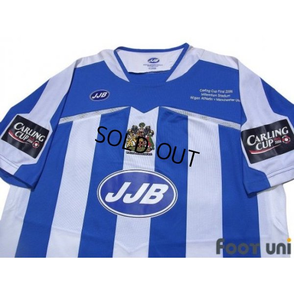 Photo3: Wigan Athletic 2005-2006 Home Shirt #16 De Zeeuw Carling Cup Patch/Badge w/tags
