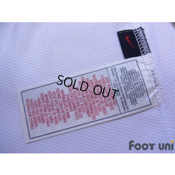 Photo8: Croatia 2006 Home Shirt