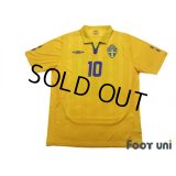 Sweden 2009-2010 Home Shirt #10 Ibrahimovic
