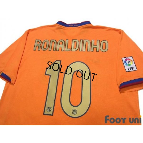 Photo4: FC Barcelona 2006-2007 Away Shirt #10 Ronaldinho LFP Patch/Badge
