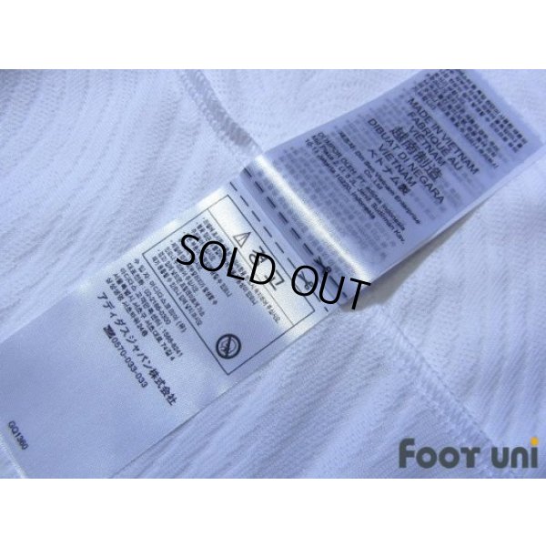 Photo7: Real Madrid 2021-2022 Home Authentic Shirt and Shorts Set #20 Vini Jr