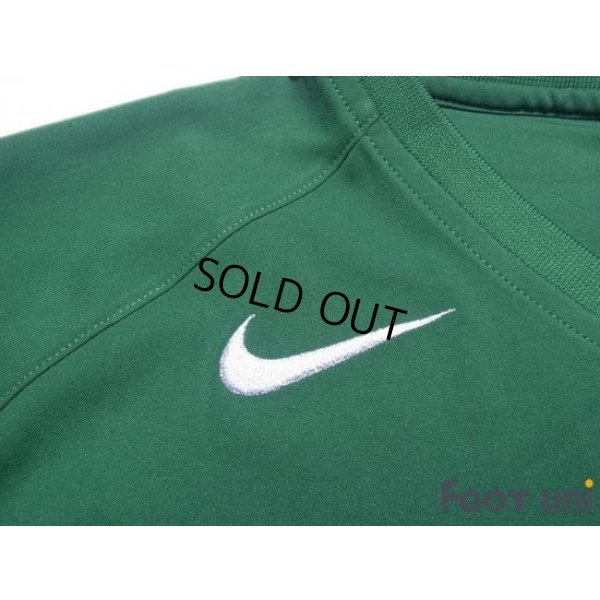 Photo6: VfL Wolfsburg 2005-2006 Home Shirt