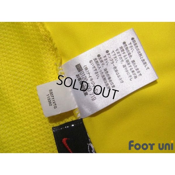 Photo8: Brazil 2002 Home Shirt #9 Ronaldo 2002 FIFA World Cup Korea Japan Patch/Badge