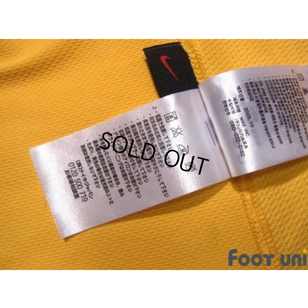 Photo8: Brazil 2006 Home Shirt