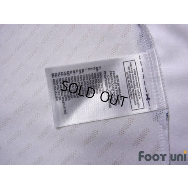 Photo8: VfL Wolfsburg 2010-2011 Home Shirt