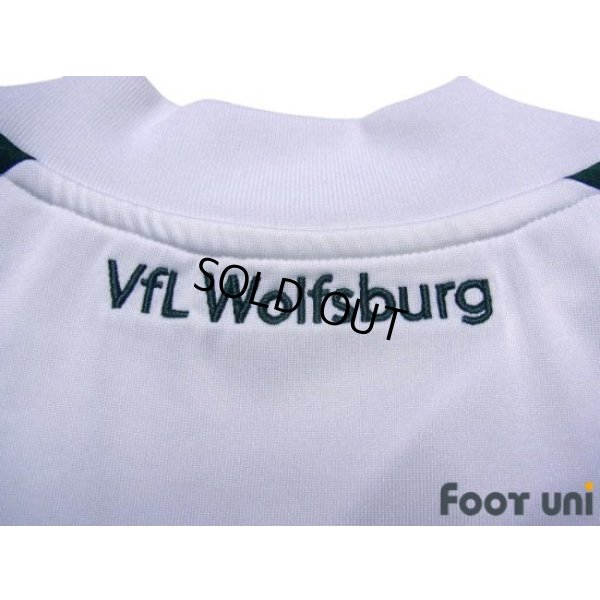 Photo7: VfL Wolfsburg 2010-2011 Home Shirt