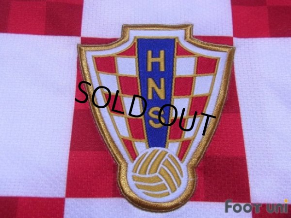 Photo5: Croatia 2010 Home Shirt (5)