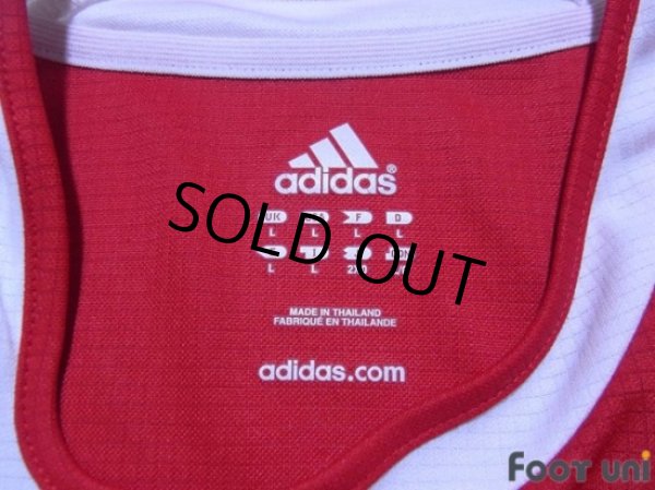 Photo4: Trinidad and Tobago 2006 Home Shirt (4)