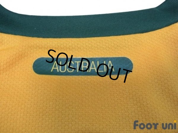 Photo6: Australia 2010 Home Shirt w/tags (6)