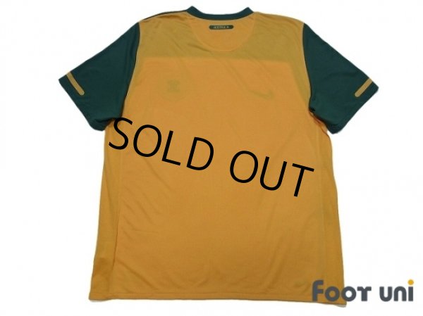 Photo2: Australia 2010 Home Shirt w/tags (2)