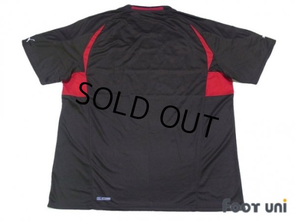 Photo2: VfB Stuttgart 2010-2011 3rd Shirt (2)