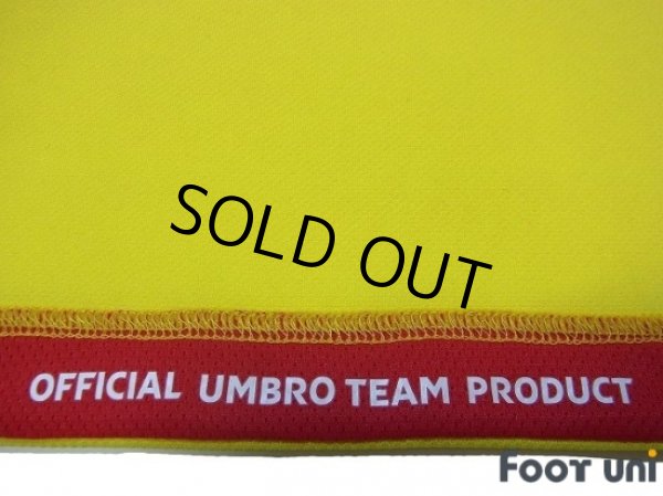 Photo7: Giravanz Kitakyushu 2010 Home Shirt (7)