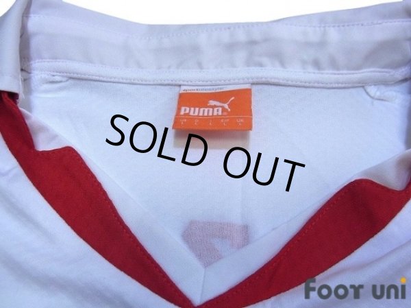 Photo5: VfB Stuttgart 2010-2011 Home Shirt #31 Okazaki Bundesliga Patch (5)