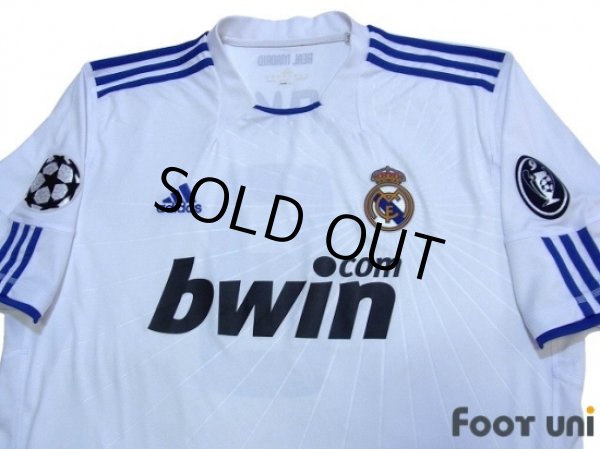 Photo3: Real Madrid 2010-2011 Home Shirt #8 Kaka UEFA Champions League Trophy Patch/Badge  (3)