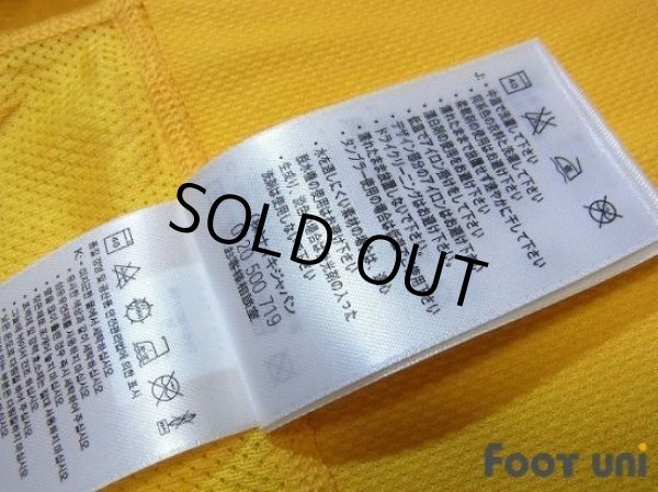 Photo8: Brazil 2011 Home Shirt w/tags (8)