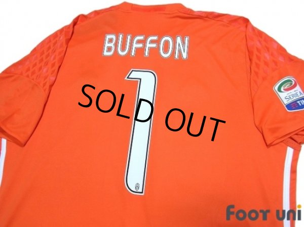 Photo4: Juventus 2016-2017 GK Shirt #1 Buffon w/tags Coppa Italia Patch/Badge Lega Calcio Serie A Tim Patch/Badge (4)