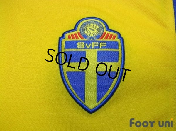 Photo5: Sweden 2006 Home Shirt (5)