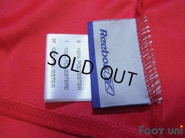 Photo8: Liverpool 2005-2006 Home Shirt UEFA Champions League Trophy Patch/Badge 5  (8)