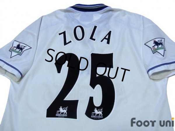 Photo4: Chelsea 1998-2000 Away Shirt #25 Zola The F.A. Premier League Patch/Badge (4)