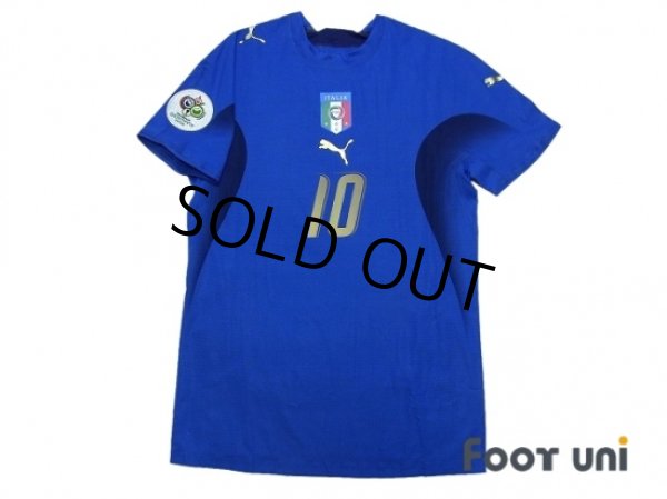 Photo1: Italy 2006 Home Authentic Shirt #10 Totti FIFA World Cup 2006 Germany Patch/Badge (1)