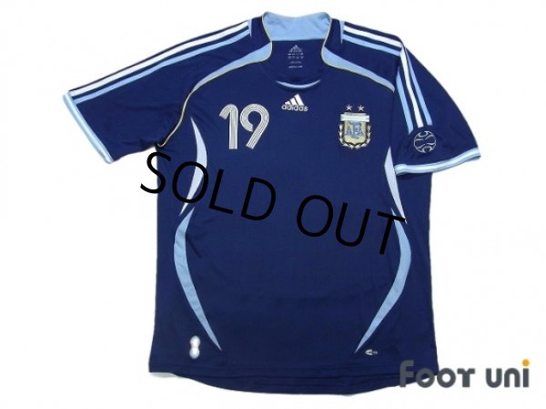 Photo1: Argentina 2006 Away Shirt #19 Messi (1)