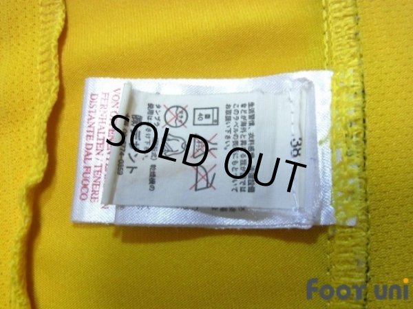 Photo7: Sweden Euro 2008 Home Shirt (7)