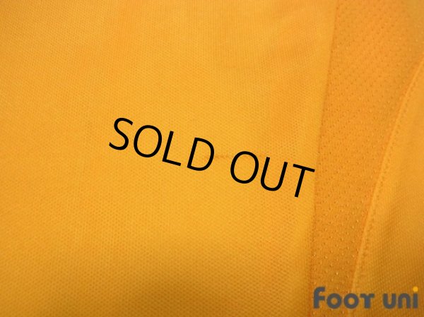 Photo8: Galatasaray 2005-2006 Home Shirt (8)