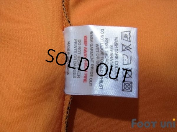 Photo8: Wolverhampton Wanderers FC 2006-2008 Home Shirt (8)